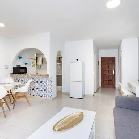 アパート Bonito Apto Cristianos, Vistas Al Mar Y Playa